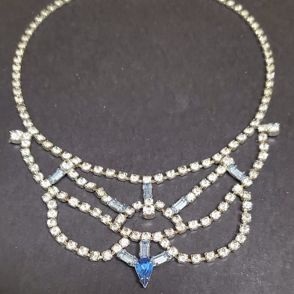 1940's Antique Necklace - Picture 1 of 3